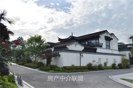 龙都龙都世家2室2厅1卫55.8万81m2出售